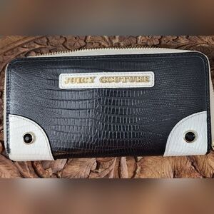 Juicy Couture Black and Cream Textured Wallet